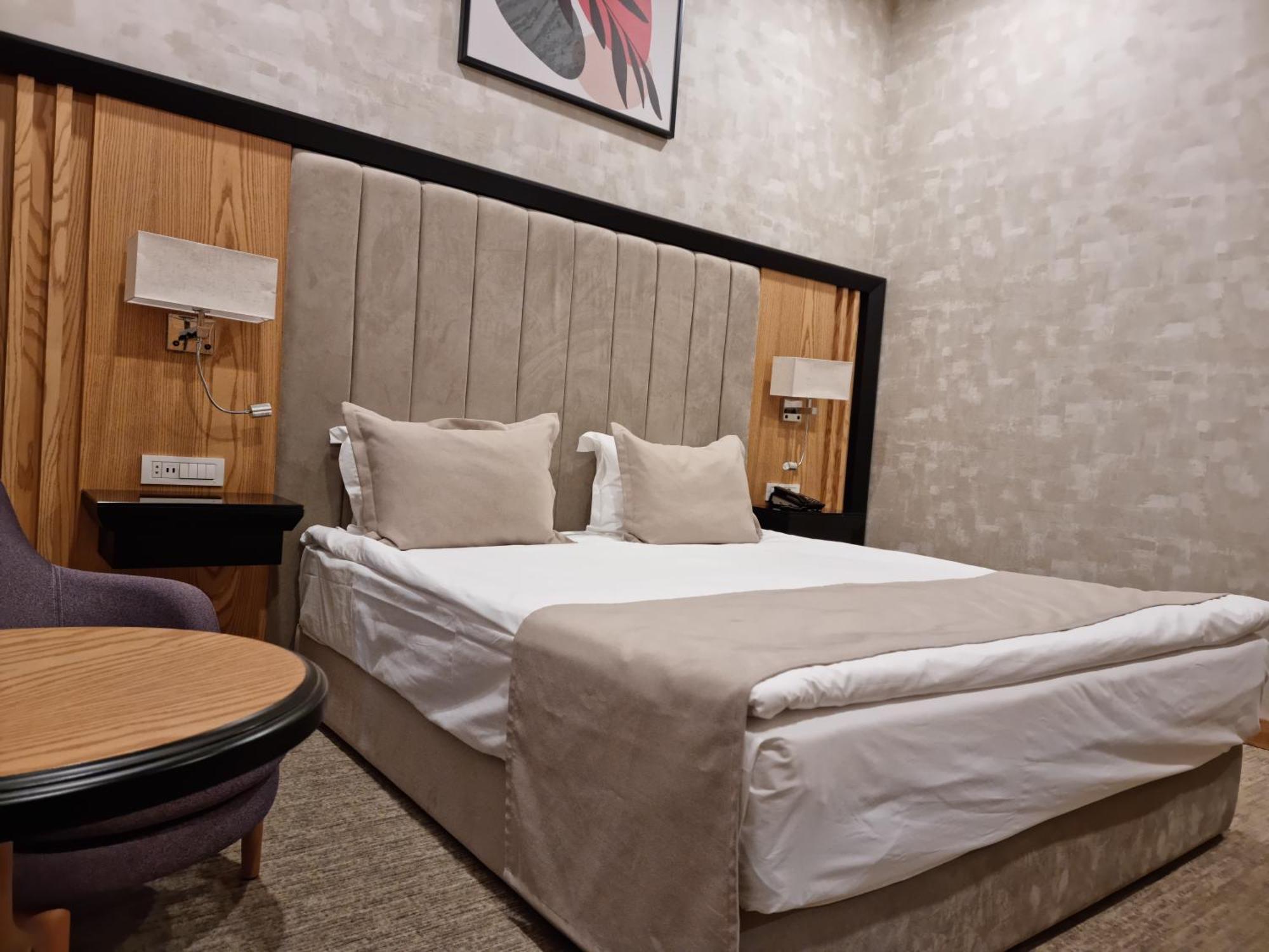 Premium Hotel Ganja Extérieur photo